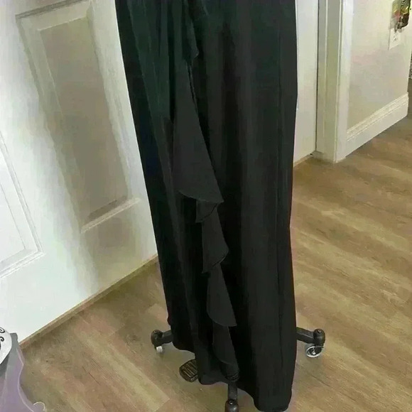 Dave and Jonny Black Long evening dress w/Pearls and Rhinestone detail. - Picture 10 of 16